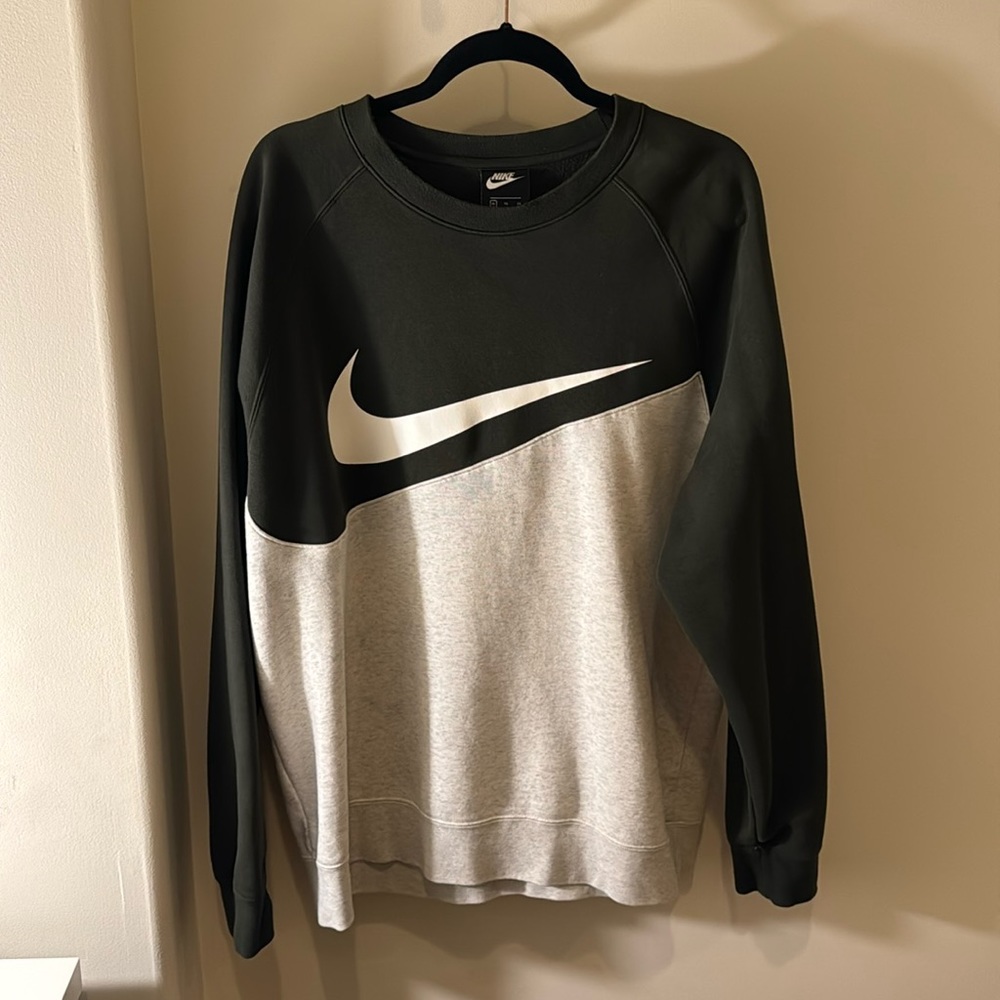 Men’s Nike Sweater Size XL Tech Cotton/Polyester